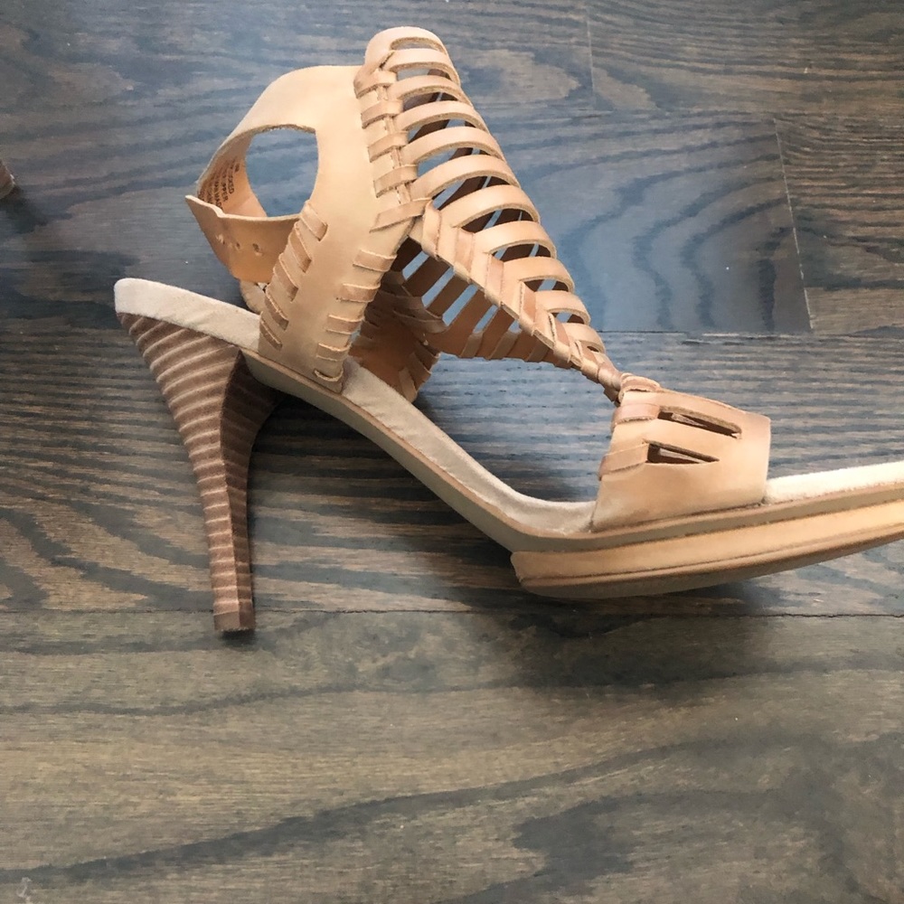 Nine West Leather Shoes - Picture 8 of 8